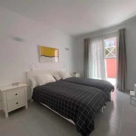 Apt. El Guirre Nº 8 - Bajo Apartment *
