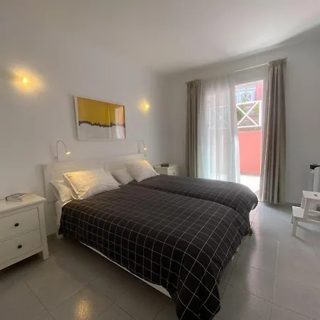 Apt. El Guirre Nº 8 - Bajo Apartment *